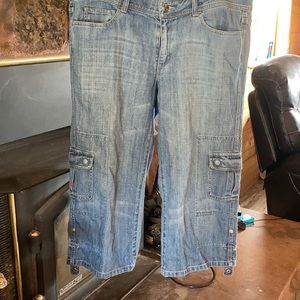 Blue Noir capris jeans
